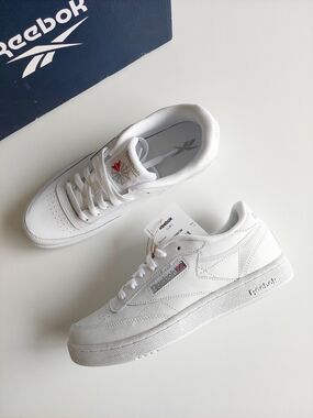 Reebok Club C 85 Unisex Classic Leather Sneakers White Women's US 7.5 Shoes NWT